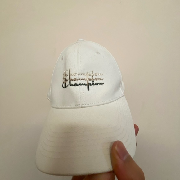 Champion Hat - Picture 1 of 3